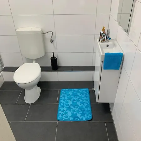 Apartment 59 Da- Wo Sie Ruhig Und Guenstig Schlafen *